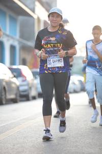 BIB: 041963
                            <button type="button" onclick="openModal(3746322)" class="btn btn-primary btn-sm float-right btn-popup" data-toggle="modal" data-target=".modal-high-quality">
                        <i class="fas fa-shopping-cart"></i> Add to Cart
                    </button>
                                            <button type="button" onclick="isThisMe(3746322, true)" class="btn btn-success btn-sm float-right btn-popup btn-isme hidden" data-toggle="tooltip" data-placement="bottom" title="นี่คือรูปของคุณใช่ไหม คลิกที่นี่เพื่อเอาเข้าอัลบั้ม">
                        <i class="fas fa-plus"></i> Add to album
                    </button>
                    <button type="button" onclick="isThisMe(3746322, false)" class="btn btn-warning btn-sm float-right btn-popup btn-isnotme hidden">
                        <i class="fas fa-ban"></i> Remove from album
                    </button>