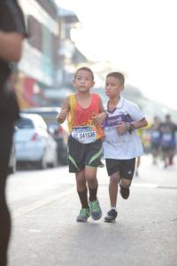 BIB: 041536
                            <button type="button" onclick="openModal(3746351)" class="btn btn-primary btn-sm float-right btn-popup" data-toggle="modal" data-target=".modal-high-quality">
                        <i class="fas fa-shopping-cart"></i> Add to Cart
                    </button>
                                            <button type="button" onclick="isThisMe(3746351, true)" class="btn btn-success btn-sm float-right btn-popup btn-isme hidden" data-toggle="tooltip" data-placement="bottom" title="นี่คือรูปของคุณใช่ไหม คลิกที่นี่เพื่อเอาเข้าอัลบั้ม">
                        <i class="fas fa-plus"></i> Add to album
                    </button>
                    <button type="button" onclick="isThisMe(3746351, false)" class="btn btn-warning btn-sm float-right btn-popup btn-isnotme hidden">
                        <i class="fas fa-ban"></i> Remove from album
                    </button>