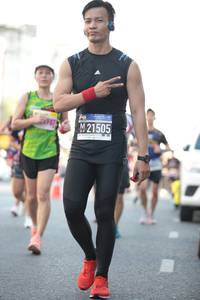 BIB: 987, 21505
                            <button type="button" onclick="openModal(3751096)" class="btn btn-primary btn-sm float-right btn-popup" data-toggle="modal" data-target=".modal-high-quality">
                        <i class="fas fa-shopping-cart"></i> Add to Cart
                    </button>
                                            <button type="button" onclick="isThisMe(3751096, true)" class="btn btn-success btn-sm float-right btn-popup btn-isme hidden" data-toggle="tooltip" data-placement="bottom" title="นี่คือรูปของคุณใช่ไหม คลิกที่นี่เพื่อเอาเข้าอัลบั้ม">
                        <i class="fas fa-plus"></i> Add to album
                    </button>
                    <button type="button" onclick="isThisMe(3751096, false)" class="btn btn-warning btn-sm float-right btn-popup btn-isnotme hidden">
                        <i class="fas fa-ban"></i> Remove from album
                    </button>