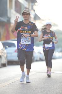 BIB: 041922
                            <button type="button" onclick="openModal(3746419)" class="btn btn-primary btn-sm float-right btn-popup" data-toggle="modal" data-target=".modal-high-quality">
                        <i class="fas fa-shopping-cart"></i> Add to Cart
                    </button>
                                            <button type="button" onclick="isThisMe(3746419, true)" class="btn btn-success btn-sm float-right btn-popup btn-isme hidden" data-toggle="tooltip" data-placement="bottom" title="นี่คือรูปของคุณใช่ไหม คลิกที่นี่เพื่อเอาเข้าอัลบั้ม">
                        <i class="fas fa-plus"></i> Add to album
                    </button>
                    <button type="button" onclick="isThisMe(3746419, false)" class="btn btn-warning btn-sm float-right btn-popup btn-isnotme hidden">
                        <i class="fas fa-ban"></i> Remove from album
                    </button>