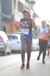 BIB: 041132
                            <button type="button" onclick="openModal(3746436)" class="btn btn-primary btn-sm float-right btn-popup" data-toggle="modal" data-target=".modal-high-quality">
                        <i class="fas fa-shopping-cart"></i> Add to Cart
                    </button>
                                            <button type="button" onclick="isThisMe(3746436, true)" class="btn btn-success btn-sm float-right btn-popup btn-isme hidden" data-toggle="tooltip" data-placement="bottom" title="นี่คือรูปของคุณใช่ไหม คลิกที่นี่เพื่อเอาเข้าอัลบั้ม">
                        <i class="fas fa-plus"></i> Add to album
                    </button>
                    <button type="button" onclick="isThisMe(3746436, false)" class="btn btn-warning btn-sm float-right btn-popup btn-isnotme hidden">
                        <i class="fas fa-ban"></i> Remove from album
                    </button>