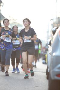 BIB: 040316
                            <button type="button" onclick="openModal(3747093)" class="btn btn-primary btn-sm float-right btn-popup" data-toggle="modal" data-target=".modal-high-quality">
                        <i class="fas fa-shopping-cart"></i> Add to Cart
                    </button>
                                            <button type="button" onclick="isThisMe(3747093, true)" class="btn btn-success btn-sm float-right btn-popup btn-isme hidden" data-toggle="tooltip" data-placement="bottom" title="นี่คือรูปของคุณใช่ไหม คลิกที่นี่เพื่อเอาเข้าอัลบั้ม">
                        <i class="fas fa-plus"></i> Add to album
                    </button>
                    <button type="button" onclick="isThisMe(3747093, false)" class="btn btn-warning btn-sm float-right btn-popup btn-isnotme hidden">
                        <i class="fas fa-ban"></i> Remove from album
                    </button>