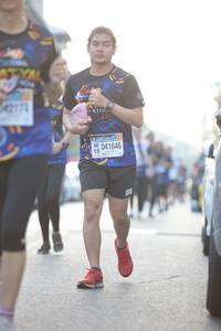 BIB: 201, 041646
                            <button type="button" onclick="openModal(3746696)" class="btn btn-primary btn-sm float-right btn-popup" data-toggle="modal" data-target=".modal-high-quality">
                        <i class="fas fa-shopping-cart"></i> Add to Cart
                    </button>
                                            <button type="button" onclick="isThisMe(3746696, true)" class="btn btn-success btn-sm float-right btn-popup btn-isme hidden" data-toggle="tooltip" data-placement="bottom" title="นี่คือรูปของคุณใช่ไหม คลิกที่นี่เพื่อเอาเข้าอัลบั้ม">
                        <i class="fas fa-plus"></i> Add to album
                    </button>
                    <button type="button" onclick="isThisMe(3746696, false)" class="btn btn-warning btn-sm float-right btn-popup btn-isnotme hidden">
                        <i class="fas fa-ban"></i> Remove from album
                    </button>