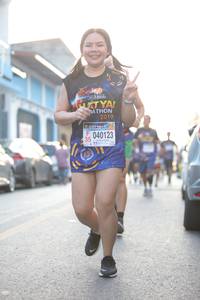 BIB: 2019, 040123
                            <button type="button" onclick="openModal(3746561)" class="btn btn-primary btn-sm float-right btn-popup" data-toggle="modal" data-target=".modal-high-quality">
                        <i class="fas fa-shopping-cart"></i> Add to Cart
                    </button>
                                            <button type="button" onclick="isThisMe(3746561, true)" class="btn btn-success btn-sm float-right btn-popup btn-isme hidden" data-toggle="tooltip" data-placement="bottom" title="นี่คือรูปของคุณใช่ไหม คลิกที่นี่เพื่อเอาเข้าอัลบั้ม">
                        <i class="fas fa-plus"></i> Add to album
                    </button>
                    <button type="button" onclick="isThisMe(3746561, false)" class="btn btn-warning btn-sm float-right btn-popup btn-isnotme hidden">
                        <i class="fas fa-ban"></i> Remove from album
                    </button>