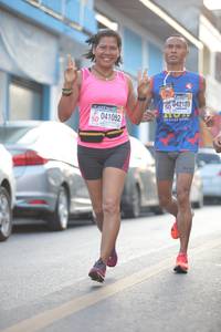 BIB: 041052
                            <button type="button" onclick="openModal(3746372)" class="btn btn-primary btn-sm float-right btn-popup" data-toggle="modal" data-target=".modal-high-quality">
                        <i class="fas fa-shopping-cart"></i> Add to Cart
                    </button>
                                            <button type="button" onclick="isThisMe(3746372, true)" class="btn btn-success btn-sm float-right btn-popup btn-isme hidden" data-toggle="tooltip" data-placement="bottom" title="นี่คือรูปของคุณใช่ไหม คลิกที่นี่เพื่อเอาเข้าอัลบั้ม">
                        <i class="fas fa-plus"></i> Add to album
                    </button>
                    <button type="button" onclick="isThisMe(3746372, false)" class="btn btn-warning btn-sm float-right btn-popup btn-isnotme hidden">
                        <i class="fas fa-ban"></i> Remove from album
                    </button>