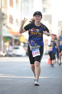 BIB: 201
                            <button type="button" onclick="openModal(3752067)" class="btn btn-primary btn-sm float-right btn-popup" data-toggle="modal" data-target=".modal-high-quality">
                        <i class="fas fa-shopping-cart"></i> Add to Cart
                    </button>
                                            <button type="button" onclick="isThisMe(3752067, true)" class="btn btn-success btn-sm float-right btn-popup btn-isme hidden" data-toggle="tooltip" data-placement="bottom" title="นี่คือรูปของคุณใช่ไหม คลิกที่นี่เพื่อเอาเข้าอัลบั้ม">
                        <i class="fas fa-plus"></i> Add to album
                    </button>
                    <button type="button" onclick="isThisMe(3752067, false)" class="btn btn-warning btn-sm float-right btn-popup btn-isnotme hidden">
                        <i class="fas fa-ban"></i> Remove from album
                    </button>