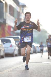 BIB: 042250
                            <button type="button" onclick="openModal(3730597)" class="btn btn-primary btn-sm float-right btn-popup" data-toggle="modal" data-target=".modal-high-quality">
                        <i class="fas fa-shopping-cart"></i> Add to Cart
                    </button>
                                            <button type="button" onclick="isThisMe(3730597, true)" class="btn btn-success btn-sm float-right btn-popup btn-isme hidden" data-toggle="tooltip" data-placement="bottom" title="นี่คือรูปของคุณใช่ไหม คลิกที่นี่เพื่อเอาเข้าอัลบั้ม">
                        <i class="fas fa-plus"></i> Add to album
                    </button>
                    <button type="button" onclick="isThisMe(3730597, false)" class="btn btn-warning btn-sm float-right btn-popup btn-isnotme hidden">
                        <i class="fas fa-ban"></i> Remove from album
                    </button>