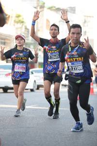 BIB: 20405, 21776, 21500, , , 
                            <button type="button" onclick="openModal(3751583)" class="btn btn-primary btn-sm float-right btn-popup" data-toggle="modal" data-target=".modal-high-quality">
                        <i class="fas fa-shopping-cart"></i> Add to Cart
                    </button>
                                            <button type="button" onclick="isThisMe(3751583, true)" class="btn btn-success btn-sm float-right btn-popup btn-isme hidden" data-toggle="tooltip" data-placement="bottom" title="นี่คือรูปของคุณใช่ไหม คลิกที่นี่เพื่อเอาเข้าอัลบั้ม">
                        <i class="fas fa-plus"></i> Add to album
                    </button>
                    <button type="button" onclick="isThisMe(3751583, false)" class="btn btn-warning btn-sm float-right btn-popup btn-isnotme hidden">
                        <i class="fas fa-ban"></i> Remove from album
                    </button>