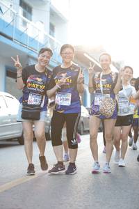 BIB: 041091
                            <button type="button" onclick="openModal(3747183)" class="btn btn-primary btn-sm float-right btn-popup" data-toggle="modal" data-target=".modal-high-quality">
                        <i class="fas fa-shopping-cart"></i> Add to Cart
                    </button>
                                            <button type="button" onclick="isThisMe(3747183, true)" class="btn btn-success btn-sm float-right btn-popup btn-isme hidden" data-toggle="tooltip" data-placement="bottom" title="นี่คือรูปของคุณใช่ไหม คลิกที่นี่เพื่อเอาเข้าอัลบั้ม">
                        <i class="fas fa-plus"></i> Add to album
                    </button>
                    <button type="button" onclick="isThisMe(3747183, false)" class="btn btn-warning btn-sm float-right btn-popup btn-isnotme hidden">
                        <i class="fas fa-ban"></i> Remove from album
                    </button>