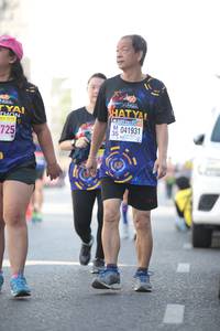 BIB: 041931, 725
                            <button type="button" onclick="openModal(3752312)" class="btn btn-primary btn-sm float-right btn-popup" data-toggle="modal" data-target=".modal-high-quality">
                        <i class="fas fa-shopping-cart"></i> Add to Cart
                    </button>
                                            <button type="button" onclick="isThisMe(3752312, true)" class="btn btn-success btn-sm float-right btn-popup btn-isme hidden" data-toggle="tooltip" data-placement="bottom" title="นี่คือรูปของคุณใช่ไหม คลิกที่นี่เพื่อเอาเข้าอัลบั้ม">
                        <i class="fas fa-plus"></i> Add to album
                    </button>
                    <button type="button" onclick="isThisMe(3752312, false)" class="btn btn-warning btn-sm float-right btn-popup btn-isnotme hidden">
                        <i class="fas fa-ban"></i> Remove from album
                    </button>