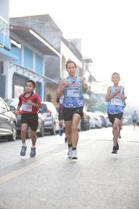 BIB: 1690, 0416, 235
                            <button type="button" onclick="openModal(3730576)" class="btn btn-primary btn-sm float-right btn-popup" data-toggle="modal" data-target=".modal-high-quality">
                        <i class="fas fa-shopping-cart"></i> Add to Cart
                    </button>
                                            <button type="button" onclick="isThisMe(3730576, true)" class="btn btn-success btn-sm float-right btn-popup btn-isme hidden" data-toggle="tooltip" data-placement="bottom" title="นี่คือรูปของคุณใช่ไหม คลิกที่นี่เพื่อเอาเข้าอัลบั้ม">
                        <i class="fas fa-plus"></i> Add to album
                    </button>
                    <button type="button" onclick="isThisMe(3730576, false)" class="btn btn-warning btn-sm float-right btn-popup btn-isnotme hidden">
                        <i class="fas fa-ban"></i> Remove from album
                    </button>