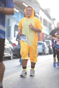 BIB: 04541
                            <button type="button" onclick="openModal(3746601)" class="btn btn-primary btn-sm float-right btn-popup" data-toggle="modal" data-target=".modal-high-quality">
                        <i class="fas fa-shopping-cart"></i> Add to Cart
                    </button>
                                            <button type="button" onclick="isThisMe(3746601, true)" class="btn btn-success btn-sm float-right btn-popup btn-isme hidden" data-toggle="tooltip" data-placement="bottom" title="นี่คือรูปของคุณใช่ไหม คลิกที่นี่เพื่อเอาเข้าอัลบั้ม">
                        <i class="fas fa-plus"></i> Add to album
                    </button>
                    <button type="button" onclick="isThisMe(3746601, false)" class="btn btn-warning btn-sm float-right btn-popup btn-isnotme hidden">
                        <i class="fas fa-ban"></i> Remove from album
                    </button>