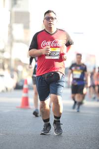 BIB: 10585
                            <button type="button" onclick="openModal(3751856)" class="btn btn-primary btn-sm float-right btn-popup" data-toggle="modal" data-target=".modal-high-quality">
                        <i class="fas fa-shopping-cart"></i> Add to Cart
                    </button>
                                            <button type="button" onclick="isThisMe(3751856, true)" class="btn btn-success btn-sm float-right btn-popup btn-isme hidden" data-toggle="tooltip" data-placement="bottom" title="นี่คือรูปของคุณใช่ไหม คลิกที่นี่เพื่อเอาเข้าอัลบั้ม">
                        <i class="fas fa-plus"></i> Add to album
                    </button>
                    <button type="button" onclick="isThisMe(3751856, false)" class="btn btn-warning btn-sm float-right btn-popup btn-isnotme hidden">
                        <i class="fas fa-ban"></i> Remove from album
                    </button>