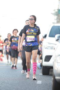 BIB: 12810
                            <button type="button" onclick="openModal(3752031)" class="btn btn-primary btn-sm float-right btn-popup" data-toggle="modal" data-target=".modal-high-quality">
                        <i class="fas fa-shopping-cart"></i> Add to Cart
                    </button>
                                            <button type="button" onclick="isThisMe(3752031, true)" class="btn btn-success btn-sm float-right btn-popup btn-isme hidden" data-toggle="tooltip" data-placement="bottom" title="นี่คือรูปของคุณใช่ไหม คลิกที่นี่เพื่อเอาเข้าอัลบั้ม">
                        <i class="fas fa-plus"></i> Add to album
                    </button>
                    <button type="button" onclick="isThisMe(3752031, false)" class="btn btn-warning btn-sm float-right btn-popup btn-isnotme hidden">
                        <i class="fas fa-ban"></i> Remove from album
                    </button>