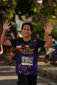 BIB: 2019, 20986
                            <button type="button" onclick="openModal(3671131)" class="btn btn-primary btn-sm float-right btn-popup" data-toggle="modal" data-target=".modal-high-quality">
                        <i class="fas fa-shopping-cart"></i> Add to Cart
                    </button>
                                            <button type="button" onclick="isThisMe(3671131, true)" class="btn btn-success btn-sm float-right btn-popup btn-isme hidden" data-toggle="tooltip" data-placement="bottom" title="นี่คือรูปของคุณใช่ไหม คลิกที่นี่เพื่อเอาเข้าอัลบั้ม">
                        <i class="fas fa-plus"></i> Add to album
                    </button>
                    <button type="button" onclick="isThisMe(3671131, false)" class="btn btn-warning btn-sm float-right btn-popup btn-isnotme hidden">
                        <i class="fas fa-ban"></i> Remove from album
                    </button>