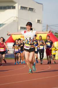 BIB: 2849
                            <button type="button" onclick="openModal(3674954)" class="btn btn-primary btn-sm float-right btn-popup" data-toggle="modal" data-target=".modal-high-quality">
                        <i class="fas fa-shopping-cart"></i> Add to Cart
                    </button>
                                            <button type="button" onclick="isThisMe(3674954, true)" class="btn btn-success btn-sm float-right btn-popup btn-isme hidden" data-toggle="tooltip" data-placement="bottom" title="นี่คือรูปของคุณใช่ไหม คลิกที่นี่เพื่อเอาเข้าอัลบั้ม">
                        <i class="fas fa-plus"></i> Add to album
                    </button>
                    <button type="button" onclick="isThisMe(3674954, false)" class="btn btn-warning btn-sm float-right btn-popup btn-isnotme hidden">
                        <i class="fas fa-ban"></i> Remove from album
                    </button>