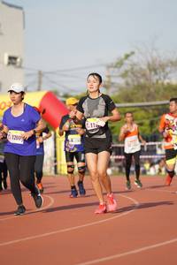 BIB: 120
                            <button type="button" onclick="openModal(3676139)" class="btn btn-primary btn-sm float-right btn-popup" data-toggle="modal" data-target=".modal-high-quality">
                        <i class="fas fa-shopping-cart"></i> Add to Cart
                    </button>
                                            <button type="button" onclick="isThisMe(3676139, true)" class="btn btn-success btn-sm float-right btn-popup btn-isme hidden" data-toggle="tooltip" data-placement="bottom" title="นี่คือรูปของคุณใช่ไหม คลิกที่นี่เพื่อเอาเข้าอัลบั้ม">
                        <i class="fas fa-plus"></i> Add to album
                    </button>
                    <button type="button" onclick="isThisMe(3676139, false)" class="btn btn-warning btn-sm float-right btn-popup btn-isnotme hidden">
                        <i class="fas fa-ban"></i> Remove from album
                    </button>