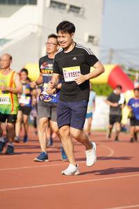 BIB: 11550
                            <button type="button" onclick="openModal(3677020)" class="btn btn-primary btn-sm float-right btn-popup" data-toggle="modal" data-target=".modal-high-quality">
                        <i class="fas fa-shopping-cart"></i> Add to Cart
                    </button>
                                            <button type="button" onclick="isThisMe(3677020, true)" class="btn btn-success btn-sm float-right btn-popup btn-isme hidden" data-toggle="tooltip" data-placement="bottom" title="นี่คือรูปของคุณใช่ไหม คลิกที่นี่เพื่อเอาเข้าอัลบั้ม">
                        <i class="fas fa-plus"></i> Add to album
                    </button>
                    <button type="button" onclick="isThisMe(3677020, false)" class="btn btn-warning btn-sm float-right btn-popup btn-isnotme hidden">
                        <i class="fas fa-ban"></i> Remove from album
                    </button>