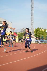 BIB: 12293
                            <button type="button" onclick="openModal(3676680)" class="btn btn-primary btn-sm float-right btn-popup" data-toggle="modal" data-target=".modal-high-quality">
                        <i class="fas fa-shopping-cart"></i> Add to Cart
                    </button>
                                            <button type="button" onclick="isThisMe(3676680, true)" class="btn btn-success btn-sm float-right btn-popup btn-isme hidden" data-toggle="tooltip" data-placement="bottom" title="นี่คือรูปของคุณใช่ไหม คลิกที่นี่เพื่อเอาเข้าอัลบั้ม">
                        <i class="fas fa-plus"></i> Add to album
                    </button>
                    <button type="button" onclick="isThisMe(3676680, false)" class="btn btn-warning btn-sm float-right btn-popup btn-isnotme hidden">
                        <i class="fas fa-ban"></i> Remove from album
                    </button>