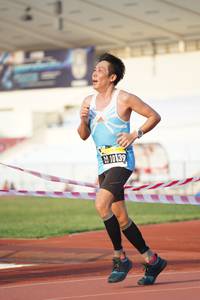 BIB: 10139
                            <button type="button" onclick="openModal(3695360)" class="btn btn-primary btn-sm float-right btn-popup" data-toggle="modal" data-target=".modal-high-quality">
                        <i class="fas fa-shopping-cart"></i> Add to Cart
                    </button>
                                            <button type="button" onclick="isThisMe(3695360, true)" class="btn btn-success btn-sm float-right btn-popup btn-isme hidden" data-toggle="tooltip" data-placement="bottom" title="นี่คือรูปของคุณใช่ไหม คลิกที่นี่เพื่อเอาเข้าอัลบั้ม">
                        <i class="fas fa-plus"></i> Add to album
                    </button>
                    <button type="button" onclick="isThisMe(3695360, false)" class="btn btn-warning btn-sm float-right btn-popup btn-isnotme hidden">
                        <i class="fas fa-ban"></i> Remove from album
                    </button>