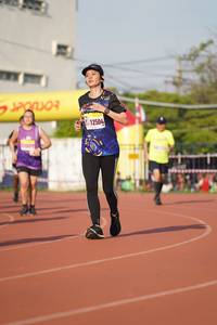 BIB: 12504
                            <button type="button" onclick="openModal(3675693)" class="btn btn-primary btn-sm float-right btn-popup" data-toggle="modal" data-target=".modal-high-quality">
                        <i class="fas fa-shopping-cart"></i> Add to Cart
                    </button>
                                            <button type="button" onclick="isThisMe(3675693, true)" class="btn btn-success btn-sm float-right btn-popup btn-isme hidden" data-toggle="tooltip" data-placement="bottom" title="นี่คือรูปของคุณใช่ไหม คลิกที่นี่เพื่อเอาเข้าอัลบั้ม">
                        <i class="fas fa-plus"></i> Add to album
                    </button>
                    <button type="button" onclick="isThisMe(3675693, false)" class="btn btn-warning btn-sm float-right btn-popup btn-isnotme hidden">
                        <i class="fas fa-ban"></i> Remove from album
                    </button>