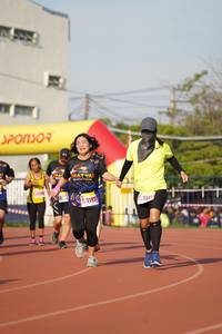 BIB: 1193
                            <button type="button" onclick="openModal(3675303)" class="btn btn-primary btn-sm float-right btn-popup" data-toggle="modal" data-target=".modal-high-quality">
                        <i class="fas fa-shopping-cart"></i> Add to Cart
                    </button>
                                            <button type="button" onclick="isThisMe(3675303, true)" class="btn btn-success btn-sm float-right btn-popup btn-isme hidden" data-toggle="tooltip" data-placement="bottom" title="นี่คือรูปของคุณใช่ไหม คลิกที่นี่เพื่อเอาเข้าอัลบั้ม">
                        <i class="fas fa-plus"></i> Add to album
                    </button>
                    <button type="button" onclick="isThisMe(3675303, false)" class="btn btn-warning btn-sm float-right btn-popup btn-isnotme hidden">
                        <i class="fas fa-ban"></i> Remove from album
                    </button>