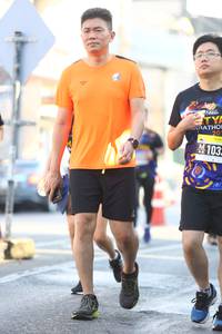 BIB: 103
                            <button type="button" onclick="openModal(3685548)" class="btn btn-primary btn-sm float-right btn-popup" data-toggle="modal" data-target=".modal-high-quality">
                        <i class="fas fa-shopping-cart"></i> Add to Cart
                    </button>
                                            <button type="button" onclick="isThisMe(3685548, true)" class="btn btn-success btn-sm float-right btn-popup btn-isme hidden" data-toggle="tooltip" data-placement="bottom" title="นี่คือรูปของคุณใช่ไหม คลิกที่นี่เพื่อเอาเข้าอัลบั้ม">
                        <i class="fas fa-plus"></i> Add to album
                    </button>
                    <button type="button" onclick="isThisMe(3685548, false)" class="btn btn-warning btn-sm float-right btn-popup btn-isnotme hidden">
                        <i class="fas fa-ban"></i> Remove from album
                    </button>