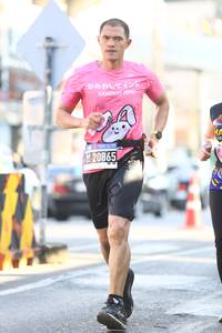 BIB: 20865
                            <button type="button" onclick="openModal(3686672)" class="btn btn-primary btn-sm float-right btn-popup" data-toggle="modal" data-target=".modal-high-quality">
                        <i class="fas fa-shopping-cart"></i> Add to Cart
                    </button>
                                            <button type="button" onclick="isThisMe(3686672, true)" class="btn btn-success btn-sm float-right btn-popup btn-isme hidden" data-toggle="tooltip" data-placement="bottom" title="นี่คือรูปของคุณใช่ไหม คลิกที่นี่เพื่อเอาเข้าอัลบั้ม">
                        <i class="fas fa-plus"></i> Add to album
                    </button>
                    <button type="button" onclick="isThisMe(3686672, false)" class="btn btn-warning btn-sm float-right btn-popup btn-isnotme hidden">
                        <i class="fas fa-ban"></i> Remove from album
                    </button>