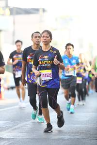 BIB: 2019, 11525
                            <button type="button" onclick="openModal(3681919)" class="btn btn-primary btn-sm float-right btn-popup" data-toggle="modal" data-target=".modal-high-quality">
                        <i class="fas fa-shopping-cart"></i> Add to Cart
                    </button>
                                            <button type="button" onclick="isThisMe(3681919, true)" class="btn btn-success btn-sm float-right btn-popup btn-isme hidden" data-toggle="tooltip" data-placement="bottom" title="นี่คือรูปของคุณใช่ไหม คลิกที่นี่เพื่อเอาเข้าอัลบั้ม">
                        <i class="fas fa-plus"></i> Add to album
                    </button>
                    <button type="button" onclick="isThisMe(3681919, false)" class="btn btn-warning btn-sm float-right btn-popup btn-isnotme hidden">
                        <i class="fas fa-ban"></i> Remove from album
                    </button>