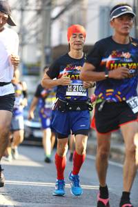 BIB: 21000
                            <button type="button" onclick="openModal(3689020)" class="btn btn-primary btn-sm float-right btn-popup" data-toggle="modal" data-target=".modal-high-quality">
                        <i class="fas fa-shopping-cart"></i> Add to Cart
                    </button>
                                            <button type="button" onclick="isThisMe(3689020, true)" class="btn btn-success btn-sm float-right btn-popup btn-isme hidden" data-toggle="tooltip" data-placement="bottom" title="นี่คือรูปของคุณใช่ไหม คลิกที่นี่เพื่อเอาเข้าอัลบั้ม">
                        <i class="fas fa-plus"></i> Add to album
                    </button>
                    <button type="button" onclick="isThisMe(3689020, false)" class="btn btn-warning btn-sm float-right btn-popup btn-isnotme hidden">
                        <i class="fas fa-ban"></i> Remove from album
                    </button>