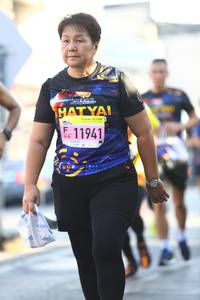 BIB: 11941
                            <button type="button" onclick="openModal(3686544)" class="btn btn-primary btn-sm float-right btn-popup" data-toggle="modal" data-target=".modal-high-quality">
                        <i class="fas fa-shopping-cart"></i> Add to Cart
                    </button>
                                            <button type="button" onclick="isThisMe(3686544, true)" class="btn btn-success btn-sm float-right btn-popup btn-isme hidden" data-toggle="tooltip" data-placement="bottom" title="นี่คือรูปของคุณใช่ไหม คลิกที่นี่เพื่อเอาเข้าอัลบั้ม">
                        <i class="fas fa-plus"></i> Add to album
                    </button>
                    <button type="button" onclick="isThisMe(3686544, false)" class="btn btn-warning btn-sm float-right btn-popup btn-isnotme hidden">
                        <i class="fas fa-ban"></i> Remove from album
                    </button>