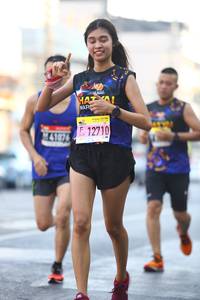 BIB: 12710
                            <button type="button" onclick="openModal(3674974)" class="btn btn-primary btn-sm float-right btn-popup" data-toggle="modal" data-target=".modal-high-quality">
                        <i class="fas fa-shopping-cart"></i> Add to Cart
                    </button>
                                            <button type="button" onclick="isThisMe(3674974, true)" class="btn btn-success btn-sm float-right btn-popup btn-isme hidden" data-toggle="tooltip" data-placement="bottom" title="นี่คือรูปของคุณใช่ไหม คลิกที่นี่เพื่อเอาเข้าอัลบั้ม">
                        <i class="fas fa-plus"></i> Add to album
                    </button>
                    <button type="button" onclick="isThisMe(3674974, false)" class="btn btn-warning btn-sm float-right btn-popup btn-isnotme hidden">
                        <i class="fas fa-ban"></i> Remove from album
                    </button>