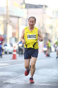 BIB: 10594
                            <button type="button" onclick="openModal(3674661)" class="btn btn-primary btn-sm float-right btn-popup" data-toggle="modal" data-target=".modal-high-quality">
                        <i class="fas fa-shopping-cart"></i> Add to Cart
                    </button>
                                            <button type="button" onclick="isThisMe(3674661, true)" class="btn btn-success btn-sm float-right btn-popup btn-isme hidden" data-toggle="tooltip" data-placement="bottom" title="นี่คือรูปของคุณใช่ไหม คลิกที่นี่เพื่อเอาเข้าอัลบั้ม">
                        <i class="fas fa-plus"></i> Add to album
                    </button>
                    <button type="button" onclick="isThisMe(3674661, false)" class="btn btn-warning btn-sm float-right btn-popup btn-isnotme hidden">
                        <i class="fas fa-ban"></i> Remove from album
                    </button>