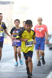 BIB: 10915
                            <button type="button" onclick="openModal(3681018)" class="btn btn-primary btn-sm float-right btn-popup" data-toggle="modal" data-target=".modal-high-quality">
                        <i class="fas fa-shopping-cart"></i> Add to Cart
                    </button>
                                            <button type="button" onclick="isThisMe(3681018, true)" class="btn btn-success btn-sm float-right btn-popup btn-isme hidden" data-toggle="tooltip" data-placement="bottom" title="นี่คือรูปของคุณใช่ไหม คลิกที่นี่เพื่อเอาเข้าอัลบั้ม">
                        <i class="fas fa-plus"></i> Add to album
                    </button>
                    <button type="button" onclick="isThisMe(3681018, false)" class="btn btn-warning btn-sm float-right btn-popup btn-isnotme hidden">
                        <i class="fas fa-ban"></i> Remove from album
                    </button>