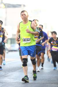 BIB: 10193
                            <button type="button" onclick="openModal(3682781)" class="btn btn-primary btn-sm float-right btn-popup" data-toggle="modal" data-target=".modal-high-quality">
                        <i class="fas fa-shopping-cart"></i> Add to Cart
                    </button>
                                            <button type="button" onclick="isThisMe(3682781, true)" class="btn btn-success btn-sm float-right btn-popup btn-isme hidden" data-toggle="tooltip" data-placement="bottom" title="นี่คือรูปของคุณใช่ไหม คลิกที่นี่เพื่อเอาเข้าอัลบั้ม">
                        <i class="fas fa-plus"></i> Add to album
                    </button>
                    <button type="button" onclick="isThisMe(3682781, false)" class="btn btn-warning btn-sm float-right btn-popup btn-isnotme hidden">
                        <i class="fas fa-ban"></i> Remove from album
                    </button>