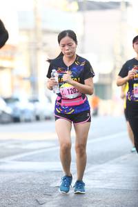 BIB: 120
                            <button type="button" onclick="openModal(3681438)" class="btn btn-primary btn-sm float-right btn-popup" data-toggle="modal" data-target=".modal-high-quality">
                        <i class="fas fa-shopping-cart"></i> Add to Cart
                    </button>
                                            <button type="button" onclick="isThisMe(3681438, true)" class="btn btn-success btn-sm float-right btn-popup btn-isme hidden" data-toggle="tooltip" data-placement="bottom" title="นี่คือรูปของคุณใช่ไหม คลิกที่นี่เพื่อเอาเข้าอัลบั้ม">
                        <i class="fas fa-plus"></i> Add to album
                    </button>
                    <button type="button" onclick="isThisMe(3681438, false)" class="btn btn-warning btn-sm float-right btn-popup btn-isnotme hidden">
                        <i class="fas fa-ban"></i> Remove from album
                    </button>