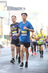 BIB: 10199
                            <button type="button" onclick="openModal(3676426)" class="btn btn-primary btn-sm float-right btn-popup" data-toggle="modal" data-target=".modal-high-quality">
                        <i class="fas fa-shopping-cart"></i> Add to Cart
                    </button>
                                            <button type="button" onclick="isThisMe(3676426, true)" class="btn btn-success btn-sm float-right btn-popup btn-isme hidden" data-toggle="tooltip" data-placement="bottom" title="นี่คือรูปของคุณใช่ไหม คลิกที่นี่เพื่อเอาเข้าอัลบั้ม">
                        <i class="fas fa-plus"></i> Add to album
                    </button>
                    <button type="button" onclick="isThisMe(3676426, false)" class="btn btn-warning btn-sm float-right btn-popup btn-isnotme hidden">
                        <i class="fas fa-ban"></i> Remove from album
                    </button>