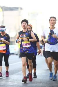 BIB: 12542, 12367
                            <button type="button" onclick="openModal(3679720)" class="btn btn-primary btn-sm float-right btn-popup" data-toggle="modal" data-target=".modal-high-quality">
                        <i class="fas fa-shopping-cart"></i> Add to Cart
                    </button>
                                            <button type="button" onclick="isThisMe(3679720, true)" class="btn btn-success btn-sm float-right btn-popup btn-isme hidden" data-toggle="tooltip" data-placement="bottom" title="นี่คือรูปของคุณใช่ไหม คลิกที่นี่เพื่อเอาเข้าอัลบั้ม">
                        <i class="fas fa-plus"></i> Add to album
                    </button>
                    <button type="button" onclick="isThisMe(3679720, false)" class="btn btn-warning btn-sm float-right btn-popup btn-isnotme hidden">
                        <i class="fas fa-ban"></i> Remove from album
                    </button>