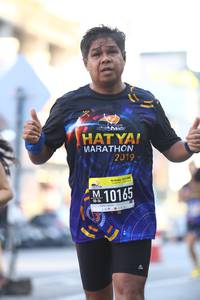 BIB: 2019, 10165
                            <button type="button" onclick="openModal(3678680)" class="btn btn-primary btn-sm float-right btn-popup" data-toggle="modal" data-target=".modal-high-quality">
                        <i class="fas fa-shopping-cart"></i> Add to Cart
                    </button>
                                            <button type="button" onclick="isThisMe(3678680, true)" class="btn btn-success btn-sm float-right btn-popup btn-isme hidden" data-toggle="tooltip" data-placement="bottom" title="นี่คือรูปของคุณใช่ไหม คลิกที่นี่เพื่อเอาเข้าอัลบั้ม">
                        <i class="fas fa-plus"></i> Add to album
                    </button>
                    <button type="button" onclick="isThisMe(3678680, false)" class="btn btn-warning btn-sm float-right btn-popup btn-isnotme hidden">
                        <i class="fas fa-ban"></i> Remove from album
                    </button>