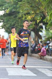 BIB: 11200
                            <button type="button" onclick="openModal(3674167)" class="btn btn-primary btn-sm float-right btn-popup" data-toggle="modal" data-target=".modal-high-quality">
                        <i class="fas fa-shopping-cart"></i> Add to Cart
                    </button>
                                            <button type="button" onclick="isThisMe(3674167, true)" class="btn btn-success btn-sm float-right btn-popup btn-isme hidden" data-toggle="tooltip" data-placement="bottom" title="นี่คือรูปของคุณใช่ไหม คลิกที่นี่เพื่อเอาเข้าอัลบั้ม">
                        <i class="fas fa-plus"></i> Add to album
                    </button>
                    <button type="button" onclick="isThisMe(3674167, false)" class="btn btn-warning btn-sm float-right btn-popup btn-isnotme hidden">
                        <i class="fas fa-ban"></i> Remove from album
                    </button>