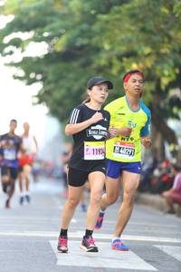 BIB: 4029, 1194
                            <button type="button" onclick="openModal(3674262)" class="btn btn-primary btn-sm float-right btn-popup" data-toggle="modal" data-target=".modal-high-quality">
                        <i class="fas fa-shopping-cart"></i> Add to Cart
                    </button>
                                            <button type="button" onclick="isThisMe(3674262, true)" class="btn btn-success btn-sm float-right btn-popup btn-isme hidden" data-toggle="tooltip" data-placement="bottom" title="นี่คือรูปของคุณใช่ไหม คลิกที่นี่เพื่อเอาเข้าอัลบั้ม">
                        <i class="fas fa-plus"></i> Add to album
                    </button>
                    <button type="button" onclick="isThisMe(3674262, false)" class="btn btn-warning btn-sm float-right btn-popup btn-isnotme hidden">
                        <i class="fas fa-ban"></i> Remove from album
                    </button>