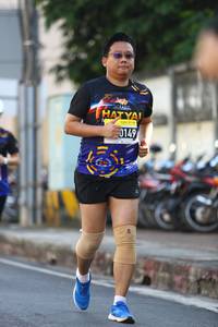 BIB: 149
                            <button type="button" onclick="openModal(3689327)" class="btn btn-primary btn-sm float-right btn-popup" data-toggle="modal" data-target=".modal-high-quality">
                        <i class="fas fa-shopping-cart"></i> Add to Cart
                    </button>
                                            <button type="button" onclick="isThisMe(3689327, true)" class="btn btn-success btn-sm float-right btn-popup btn-isme hidden" data-toggle="tooltip" data-placement="bottom" title="นี่คือรูปของคุณใช่ไหม คลิกที่นี่เพื่อเอาเข้าอัลบั้ม">
                        <i class="fas fa-plus"></i> Add to album
                    </button>
                    <button type="button" onclick="isThisMe(3689327, false)" class="btn btn-warning btn-sm float-right btn-popup btn-isnotme hidden">
                        <i class="fas fa-ban"></i> Remove from album
                    </button>