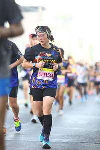 BIB: 1154
                            <button type="button" onclick="openModal(3682636)" class="btn btn-primary btn-sm float-right btn-popup" data-toggle="modal" data-target=".modal-high-quality">
                        <i class="fas fa-shopping-cart"></i> Add to Cart
                    </button>
                                            <button type="button" onclick="isThisMe(3682636, true)" class="btn btn-success btn-sm float-right btn-popup btn-isme hidden" data-toggle="tooltip" data-placement="bottom" title="นี่คือรูปของคุณใช่ไหม คลิกที่นี่เพื่อเอาเข้าอัลบั้ม">
                        <i class="fas fa-plus"></i> Add to album
                    </button>
                    <button type="button" onclick="isThisMe(3682636, false)" class="btn btn-warning btn-sm float-right btn-popup btn-isnotme hidden">
                        <i class="fas fa-ban"></i> Remove from album
                    </button>