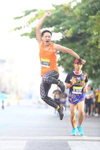 BIB: 0987
                            <button type="button" onclick="openModal(3672974)" class="btn btn-primary btn-sm float-right btn-popup" data-toggle="modal" data-target=".modal-high-quality">
                        <i class="fas fa-shopping-cart"></i> Add to Cart
                    </button>
                                            <button type="button" onclick="isThisMe(3672974, true)" class="btn btn-success btn-sm float-right btn-popup btn-isme hidden" data-toggle="tooltip" data-placement="bottom" title="นี่คือรูปของคุณใช่ไหม คลิกที่นี่เพื่อเอาเข้าอัลบั้ม">
                        <i class="fas fa-plus"></i> Add to album
                    </button>
                    <button type="button" onclick="isThisMe(3672974, false)" class="btn btn-warning btn-sm float-right btn-popup btn-isnotme hidden">
                        <i class="fas fa-ban"></i> Remove from album
                    </button>