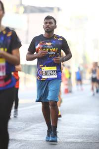 BIB: 201, 10966
                            <button type="button" onclick="openModal(3681675)" class="btn btn-primary btn-sm float-right btn-popup" data-toggle="modal" data-target=".modal-high-quality">
                        <i class="fas fa-shopping-cart"></i> Add to Cart
                    </button>
                                            <button type="button" onclick="isThisMe(3681675, true)" class="btn btn-success btn-sm float-right btn-popup btn-isme hidden" data-toggle="tooltip" data-placement="bottom" title="นี่คือรูปของคุณใช่ไหม คลิกที่นี่เพื่อเอาเข้าอัลบั้ม">
                        <i class="fas fa-plus"></i> Add to album
                    </button>
                    <button type="button" onclick="isThisMe(3681675, false)" class="btn btn-warning btn-sm float-right btn-popup btn-isnotme hidden">
                        <i class="fas fa-ban"></i> Remove from album
                    </button>