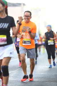 BIB: 10667
                            <button type="button" onclick="openModal(3680383)" class="btn btn-primary btn-sm float-right btn-popup" data-toggle="modal" data-target=".modal-high-quality">
                        <i class="fas fa-shopping-cart"></i> Add to Cart
                    </button>
                                            <button type="button" onclick="isThisMe(3680383, true)" class="btn btn-success btn-sm float-right btn-popup btn-isme hidden" data-toggle="tooltip" data-placement="bottom" title="นี่คือรูปของคุณใช่ไหม คลิกที่นี่เพื่อเอาเข้าอัลบั้ม">
                        <i class="fas fa-plus"></i> Add to album
                    </button>
                    <button type="button" onclick="isThisMe(3680383, false)" class="btn btn-warning btn-sm float-right btn-popup btn-isnotme hidden">
                        <i class="fas fa-ban"></i> Remove from album
                    </button>