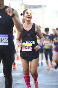 BIB: 1505, 2587
                            <button type="button" onclick="openModal(3683926)" class="btn btn-primary btn-sm float-right btn-popup" data-toggle="modal" data-target=".modal-high-quality">
                        <i class="fas fa-shopping-cart"></i> Add to Cart
                    </button>
                                            <button type="button" onclick="isThisMe(3683926, true)" class="btn btn-success btn-sm float-right btn-popup btn-isme hidden" data-toggle="tooltip" data-placement="bottom" title="นี่คือรูปของคุณใช่ไหม คลิกที่นี่เพื่อเอาเข้าอัลบั้ม">
                        <i class="fas fa-plus"></i> Add to album
                    </button>
                    <button type="button" onclick="isThisMe(3683926, false)" class="btn btn-warning btn-sm float-right btn-popup btn-isnotme hidden">
                        <i class="fas fa-ban"></i> Remove from album
                    </button>