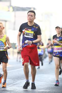 BIB: 11060, 104, 12612
                            <button type="button" onclick="openModal(3680946)" class="btn btn-primary btn-sm float-right btn-popup" data-toggle="modal" data-target=".modal-high-quality">
                        <i class="fas fa-shopping-cart"></i> Add to Cart
                    </button>
                                            <button type="button" onclick="isThisMe(3680946, true)" class="btn btn-success btn-sm float-right btn-popup btn-isme hidden" data-toggle="tooltip" data-placement="bottom" title="นี่คือรูปของคุณใช่ไหม คลิกที่นี่เพื่อเอาเข้าอัลบั้ม">
                        <i class="fas fa-plus"></i> Add to album
                    </button>
                    <button type="button" onclick="isThisMe(3680946, false)" class="btn btn-warning btn-sm float-right btn-popup btn-isnotme hidden">
                        <i class="fas fa-ban"></i> Remove from album
                    </button>