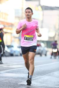 BIB: 11269
                            <button type="button" onclick="openModal(3675286)" class="btn btn-primary btn-sm float-right btn-popup" data-toggle="modal" data-target=".modal-high-quality">
                        <i class="fas fa-shopping-cart"></i> Add to Cart
                    </button>
                                            <button type="button" onclick="isThisMe(3675286, true)" class="btn btn-success btn-sm float-right btn-popup btn-isme hidden" data-toggle="tooltip" data-placement="bottom" title="นี่คือรูปของคุณใช่ไหม คลิกที่นี่เพื่อเอาเข้าอัลบั้ม">
                        <i class="fas fa-plus"></i> Add to album
                    </button>
                    <button type="button" onclick="isThisMe(3675286, false)" class="btn btn-warning btn-sm float-right btn-popup btn-isnotme hidden">
                        <i class="fas fa-ban"></i> Remove from album
                    </button>