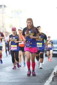 BIB: 1310, 12763
                            <button type="button" onclick="openModal(3680592)" class="btn btn-primary btn-sm float-right btn-popup" data-toggle="modal" data-target=".modal-high-quality">
                        <i class="fas fa-shopping-cart"></i> Add to Cart
                    </button>
                                            <button type="button" onclick="isThisMe(3680592, true)" class="btn btn-success btn-sm float-right btn-popup btn-isme hidden" data-toggle="tooltip" data-placement="bottom" title="นี่คือรูปของคุณใช่ไหม คลิกที่นี่เพื่อเอาเข้าอัลบั้ม">
                        <i class="fas fa-plus"></i> Add to album
                    </button>
                    <button type="button" onclick="isThisMe(3680592, false)" class="btn btn-warning btn-sm float-right btn-popup btn-isnotme hidden">
                        <i class="fas fa-ban"></i> Remove from album
                    </button>